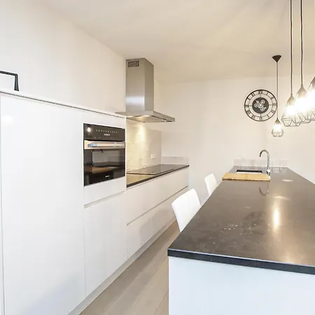 Residentie Crystal Апартаменти Остенде