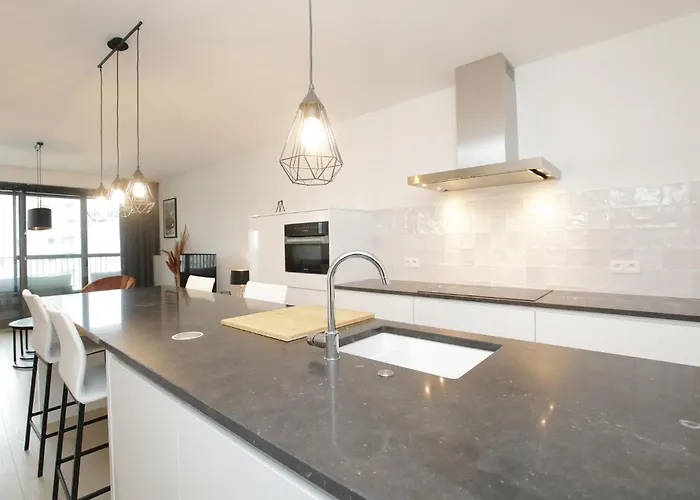 Residentie Crystal 公寓 *